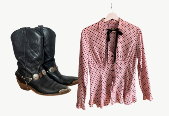 My's yndlings støvler, hun fandt til 35 kroner i Røde Kors butikken i Helsingør. Den prikkede skjorte fandt My i Bagsværd til 75 kroner. Det er en style, der får hende til at føle sig chic.